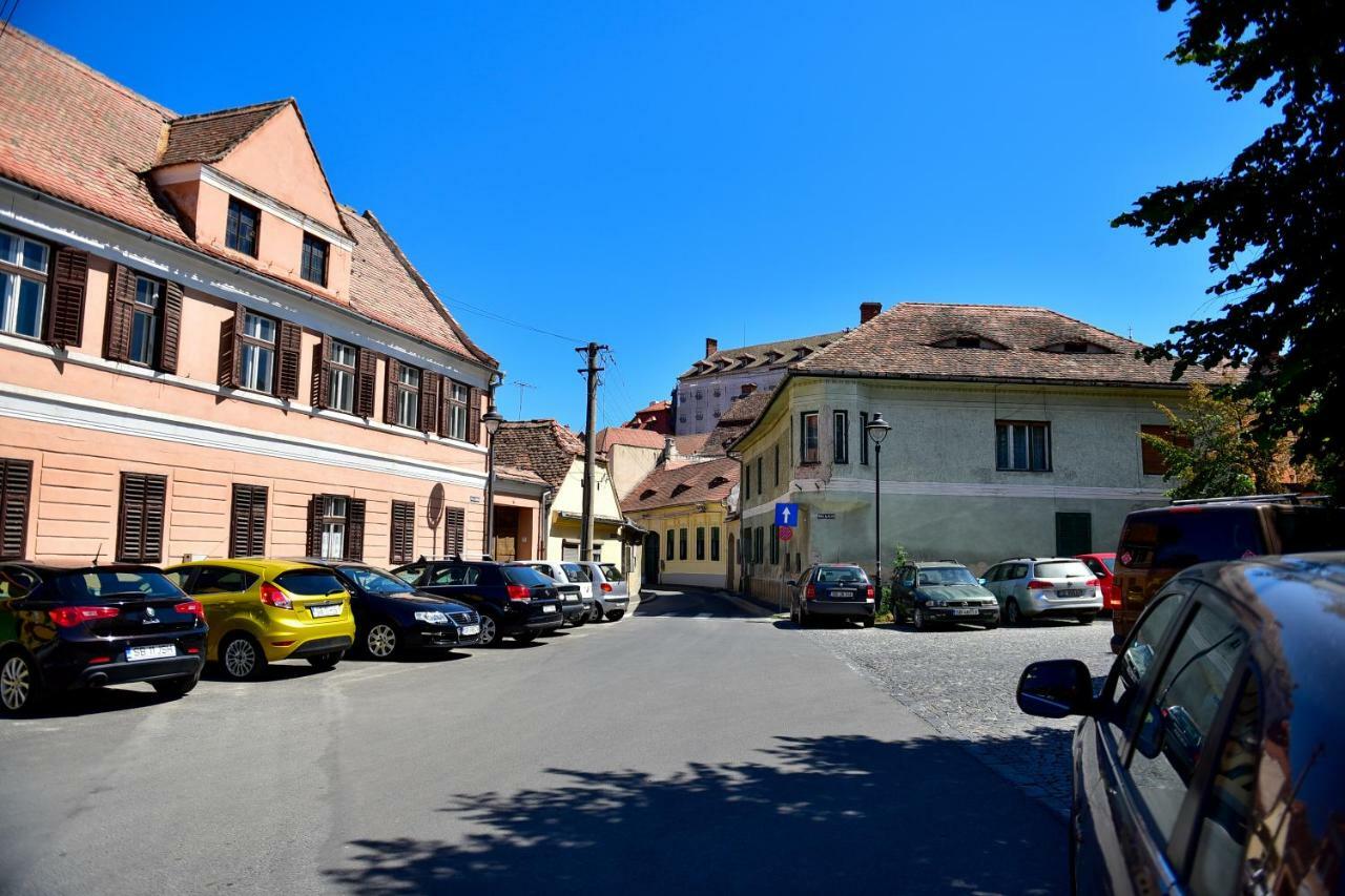 Old City Apartment Сибиу Екстериор снимка